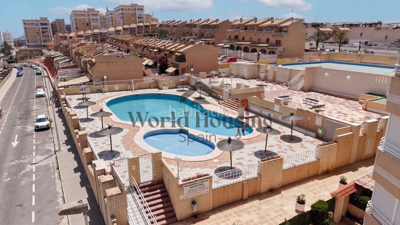 Foto 330dc7e9-a005-494a-9591-0b04828d9099. Apartament amb aparcament piscina a Los Arenales del Sol Elche / Elx
