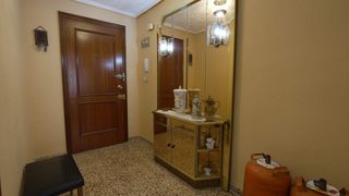 Apartamento en Centro. Amplio apartamento en playa levante, santa pola  210.000