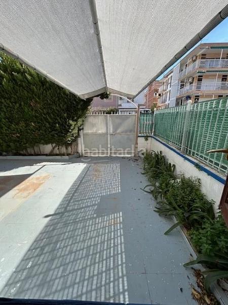 Foto b604d0cc-3163-4272-a68c-2049682d9bd0. Chalet avec parking dans Gran Playa Santa Pola