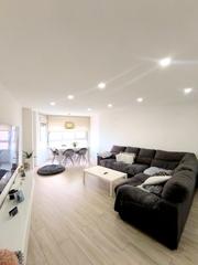 Apartament en Centro. Excelente piso de 2 hab.  centro