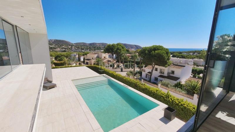 Foto 4d8b0020-42ea-462d-afe2-4feb324491d8. Xalet amb calefacció aparcament piscina a Casco Urbano Moraira