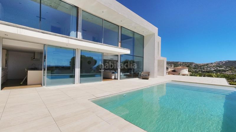 Foto e8c8b5c3-9f22-4eb4-9b98-e11de56a326d. Xalet amb calefacció aparcament piscina a Casco Urbano Moraira