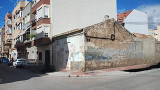 Terreny residencial a Calle victoria 31. Excelente oportunidad de inversión!! esquina estratégica en sant