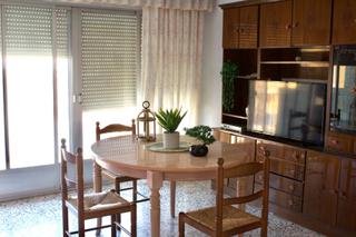 Pis en Norte. Vivienda con gran potencial en santa pola  casco urbano zona nor