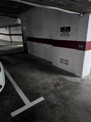 Parking coche en Calas Santiago Bernabeu. Plaza de parking en av. santiago bernabéu40  primera línea de pl