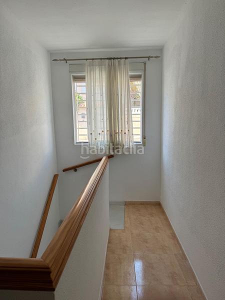 Foto 44e2aaa3-9536-41b9-a0cd-75f319cdc39f. Casa bungalow de 2 plantas en monte y mar alto gran alacant en Santa Pola