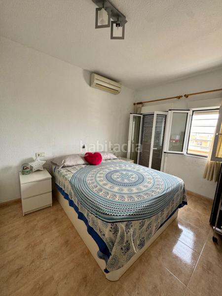 Foto d4e8e322-0968-45e6-bbab-6949e76c1d2e. Casa bungalow de 2 plantas en monte y mar alto gran alacant en Santa Pola