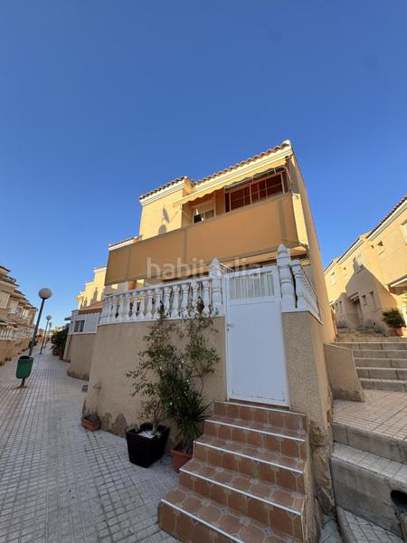 Foto 7a4597de-fed5-4c75-88a6-12f923e105c1. Casa amb calefacció aparcament piscina a Norte Santa Pola