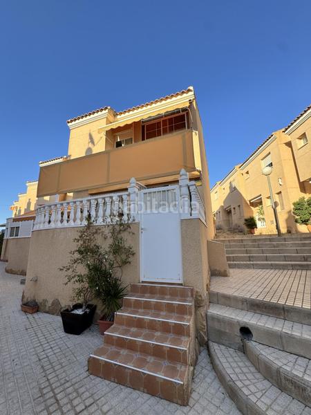 Foto b6d10c70-9cde-4c76-b616-b4cbab289e1f. Casa amb calefacció aparcament piscina a Norte Santa Pola