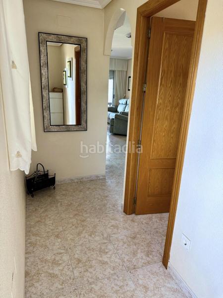 Foto b49f8e7c-4dc0-4564-bccb-5d6236c29f2e. Lloguer pis amb calefacció aparcament piscina a Calas Santiago Bernabeu Santa Pola