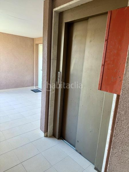 Foto a471e988-4f28-4ac3-84e1-eac05eba55d5. Location appartement avec chauffage parking piscine dans Santa Pola