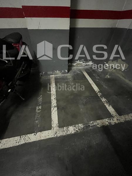 Foto 994f3633-ce39-4e72-a6b1-1fdaa157c257. Parking coche en La Verneda - La Pau Barcelona