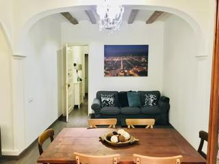 Etagenwohnung in Raval