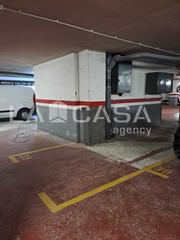Parking coche en Sant Martí de Provençals