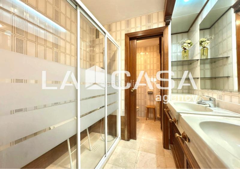 Foto 1395ff3e-08e6-461b-9e33-4917f8db1749. Appartement avec parking dans Los Remedios Sevilla