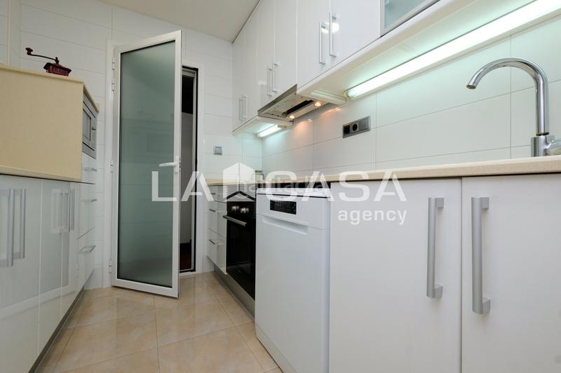 Foto 644b18b0-bdba-483c-9408-0ec9bbf76614. Piso en Vilapicina - Torre Llobeta Barcelona