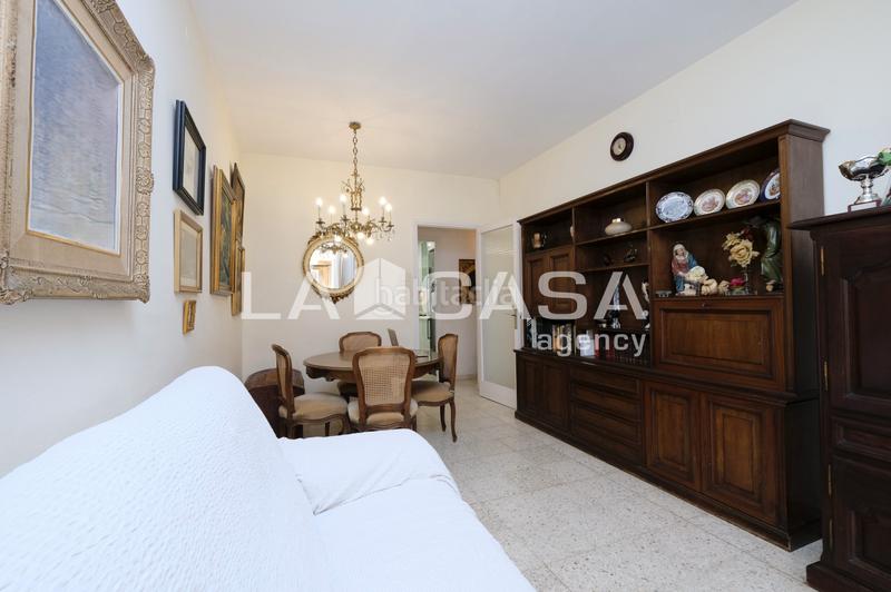 Foto f93d7ff6-7896-42c8-a44c-dc3cd7fcb576. Piso en Vilapicina - Torre Llobeta Barcelona