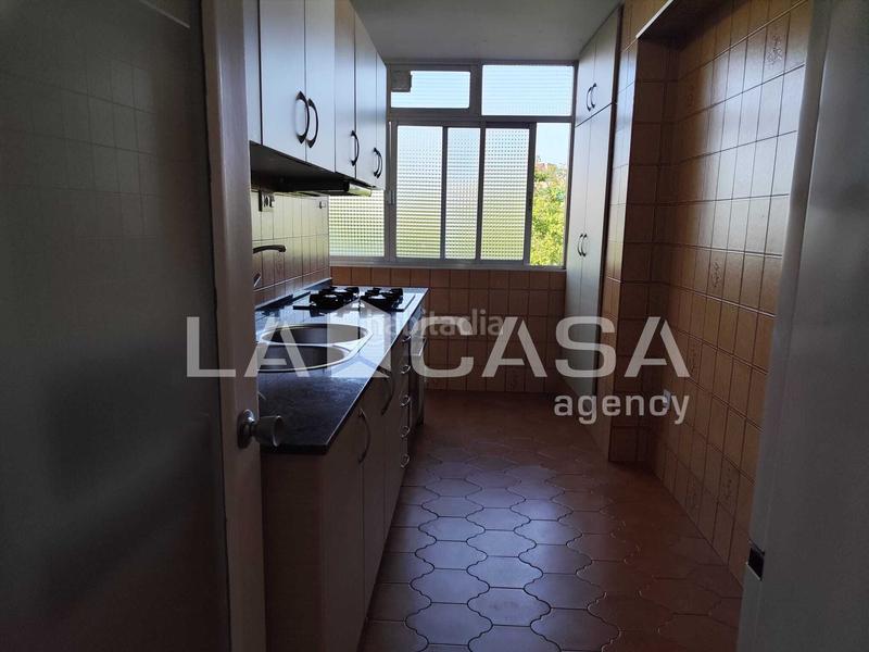 Foto fcaac8dd-db48-4f40-92eb-2ace1822f8a3. Rent flat in La Verneda - La Pau Barcelona