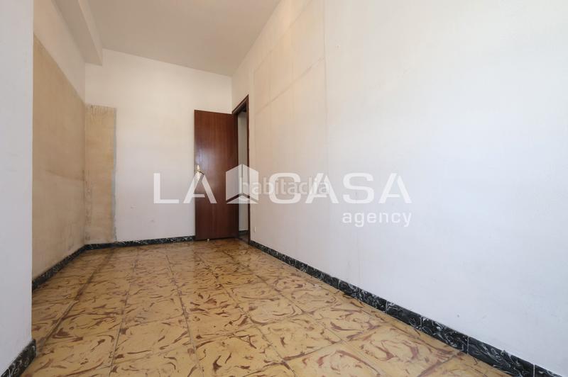 Foto 1bb6681a-eb0e-41de-8e35-461be14e1616. Appartement avec chauffage dans Turó de la Peira Barcelona