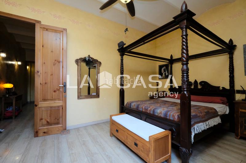 Foto 18eb2eb5-72a4-4d33-b670-2ae14f330e60. Casa pareada en Horta Barcelona