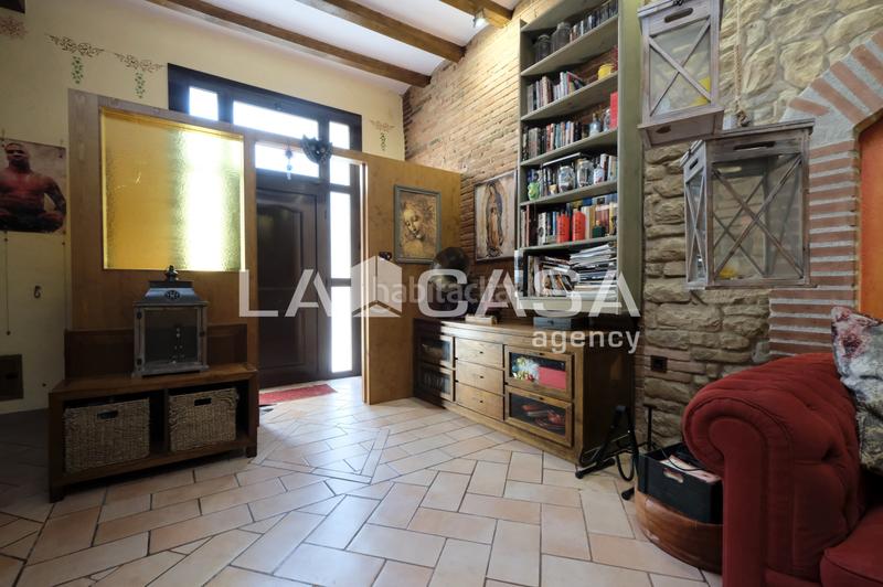 Foto a60d82dd-1d5b-473d-99f3-d6eb321d2056. Maison jumelée avec chauffage dans Horta Barcelona
