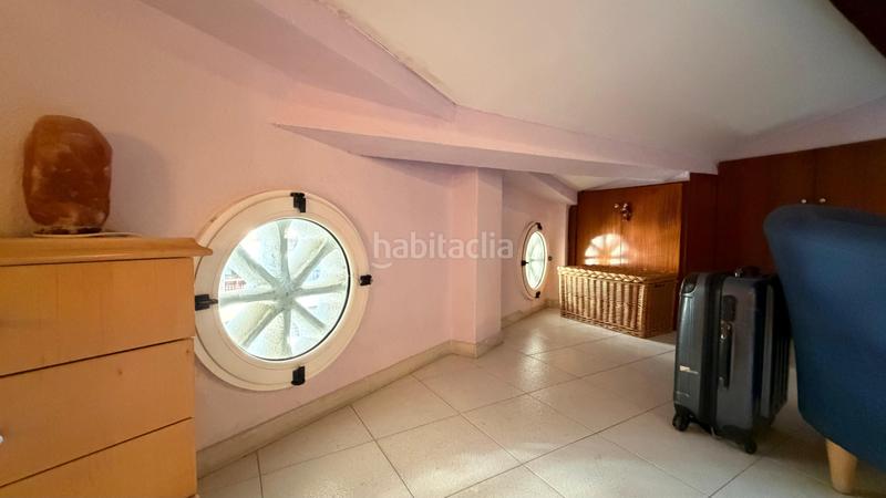 Foto f7457098-3c2c-4719-8085-3f9608372fba. Haus mit heizung in El Camp de l´Arpa del Clot Barcelona