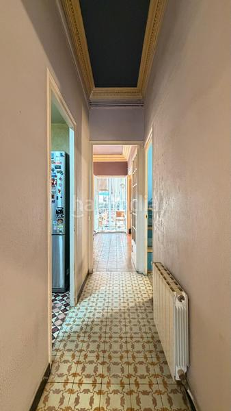 Foto 5f7eaa91-ce75-4338-8b51-ea3e31ce0edc. House with heating in El Camp de l´Arpa del Clot Barcelona