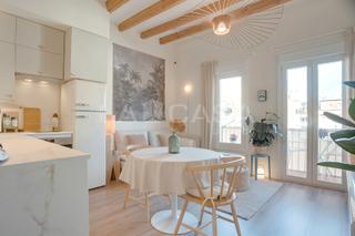 Etagenwohnung in Vila de Gràcia