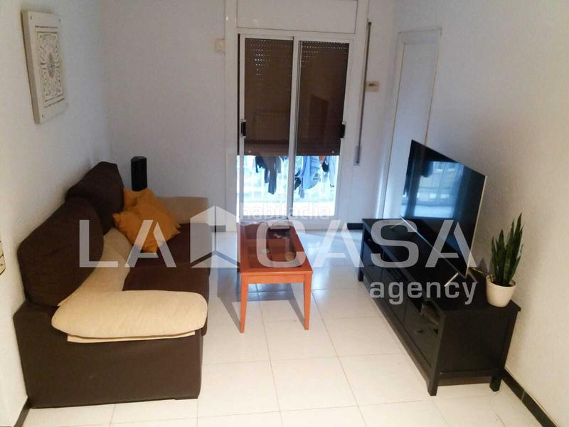 Foto c60bb599-ea03-4ffb-82fc-f05384cb04aa. Etagenwohnung in La Verneda - La Pau Barcelona