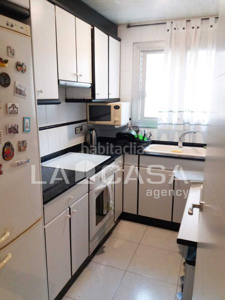 Foto f571a5e6-b580-4df5-89c9-46e4321f942c. Etagenwohnung in La Verneda - La Pau Barcelona