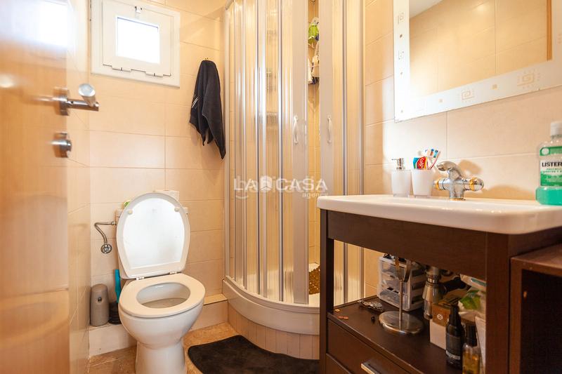 Foto 07615811-1ed3-4840-9726-cf02ba5b000d. Flat in La Florida Hospitalet de Llobregat (L´)