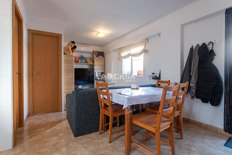 Foto b1cc6af5-5ea4-4378-bd34-331fd6afc0ea. Flat in La Florida Hospitalet de Llobregat (L´)