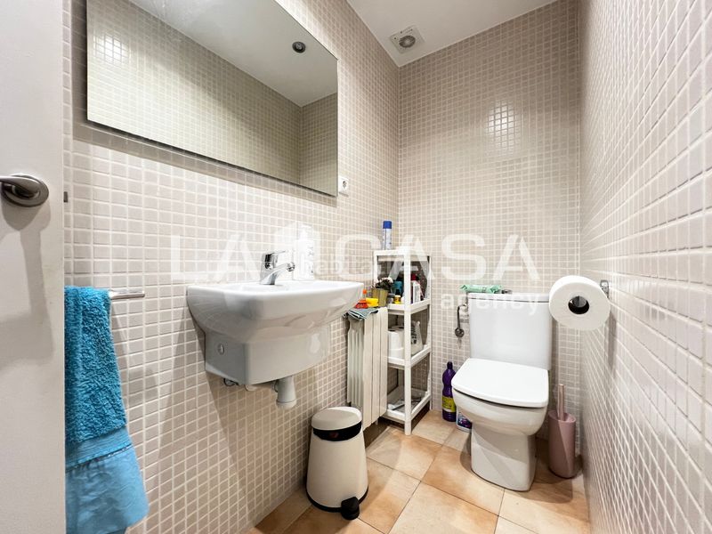 Foto 5336c4e4-271c-4725-b304-9f64e372e9ed. Pis amb calefacció a La Salut Badalona