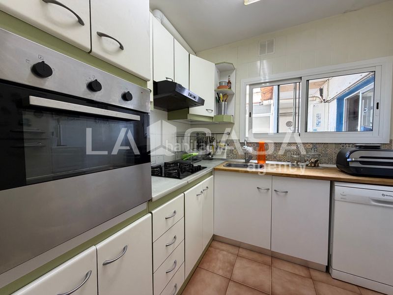 Foto de0d3d68-e336-4533-ac00-f807ca981958. Pis amb calefacció a Bonavista Badalona