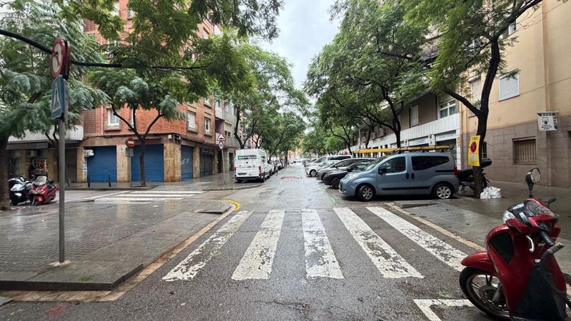 Foto 396796f3-37de-4d04-bfdd-65d30a5e57d0. Planta baixa a La Sagrera Barcelona