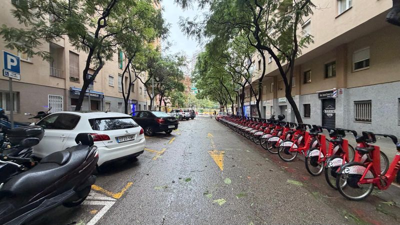 Foto 79603e1b-b66d-4206-aae0-6ba9a0586846. Planta baixa a La Sagrera Barcelona