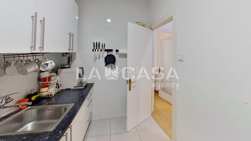 Foto f0da6529-fc4d-4b3c-92bf-33d6c1a15cb8. Pis a Sant Martí de Provençals Barcelona