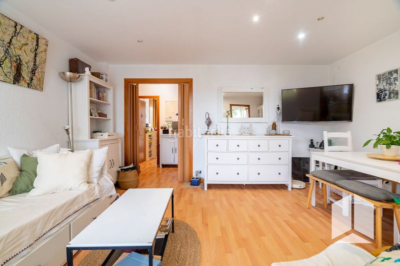 Foto d9604362-0f4a-4122-8db2-aa7a639832f3. Pis amb aparcament a La Pineda Castelldefels