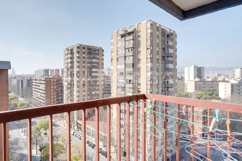 Foto 3433ccb4-7a7a-472e-975d-f9dda2d43838. Pis amb calefacció a La Verneda - La Pau Barcelona