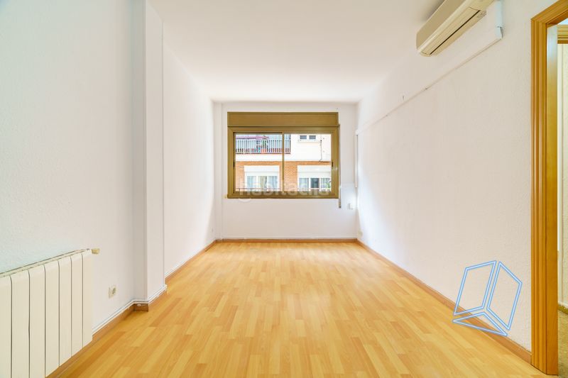 Foto 7e8f89f5-b985-49ef-a9da-ad9e6cc85818. Pis a Baix Guinardó Barcelona