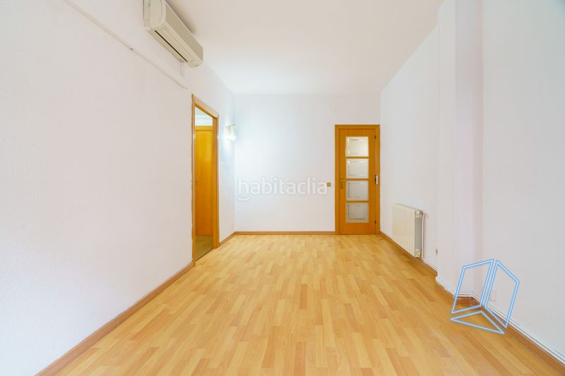 Foto bba34fab-a8cb-4863-928f-722f55a6e37e. Pis a Baix Guinardó Barcelona