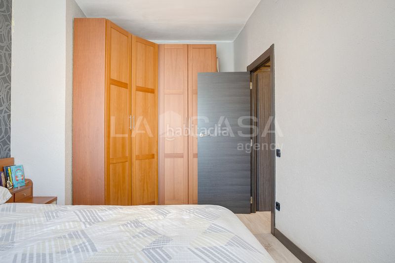 Foto db805181-0c8f-45a2-b0b6-190e49995a7e. Piso en Provençals del Poblenou Barcelona