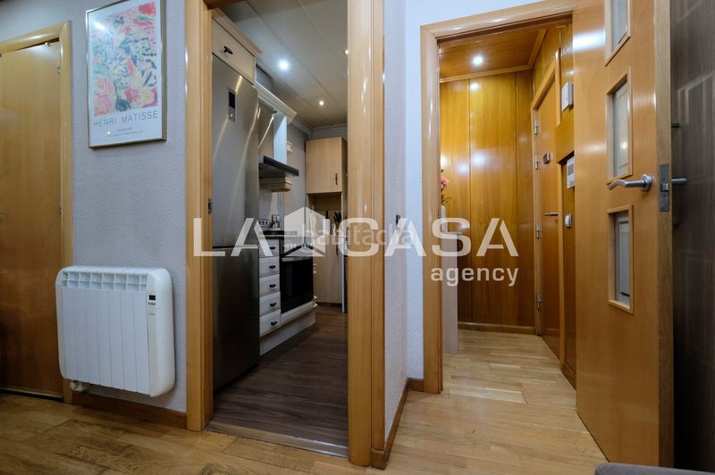 Foto 99626ed4-1af3-4af2-b834-0b1d14ccf738. Àtic a Roquetes Barcelona