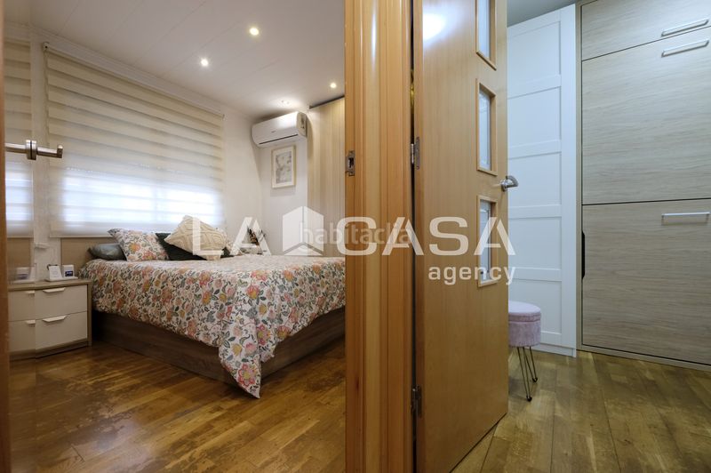 Foto a9299bd0-5aae-49b6-a56e-2e21e757d3ac. Àtic a Roquetes Barcelona