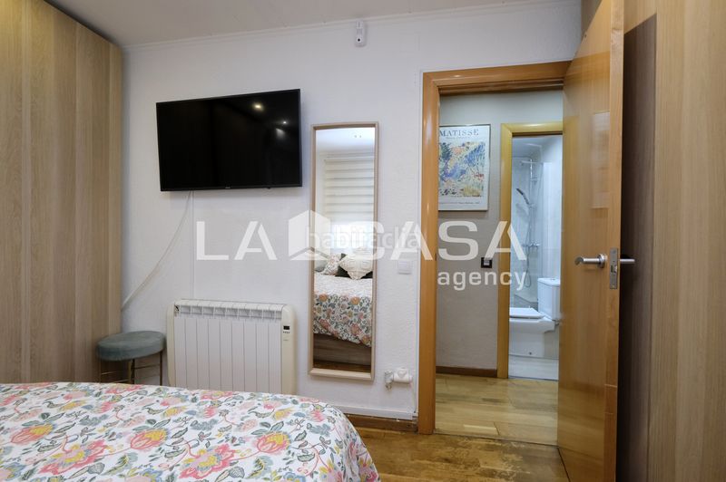 Foto d4434db0-32b8-49ef-b63b-5df3ee8fdce2. Àtic a Roquetes Barcelona