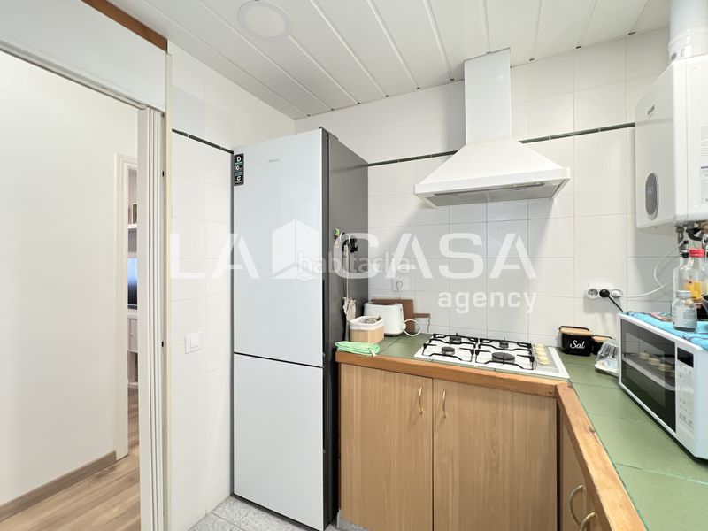 Foto e2a1d32f-e0a1-4862-b023-866dfb48e8ff. Pis a Prosperitat Barcelona
