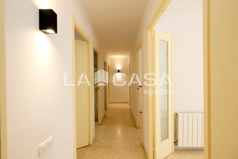 Foto 13f8bfba-1846-4a5a-ac9f-685d76779f94. Pis a La Guineueta Barcelona