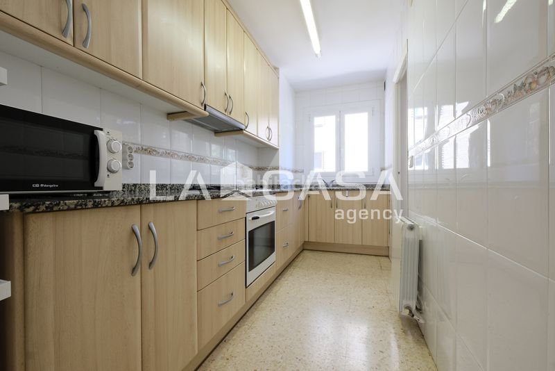 Foto a3211cd5-2d08-4e2f-9185-9089cc9b2d34. Pis a La Guineueta Barcelona