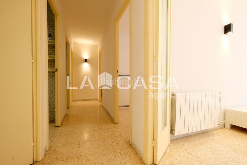 Foto a4b7c721-15e6-4ad2-adca-f38f6b38f606. Pis a La Guineueta Barcelona