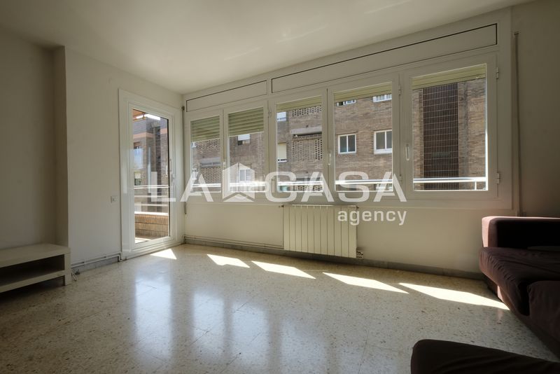 Foto b9b15def-404b-4052-a70e-e27cc79ca0d4. Pis a La Guineueta Barcelona